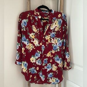 NWOT - Fun 2 Fun - Women’s Flowy Floral Blouse - Large